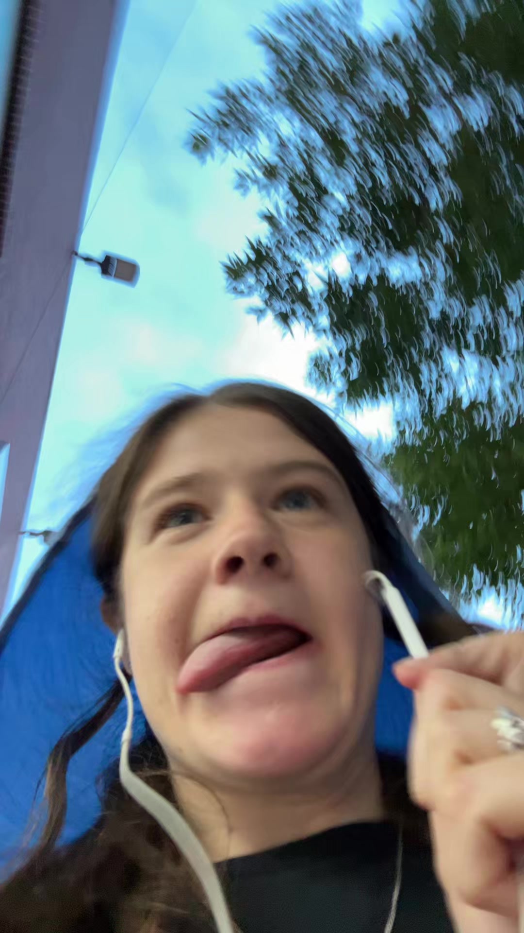@Eem