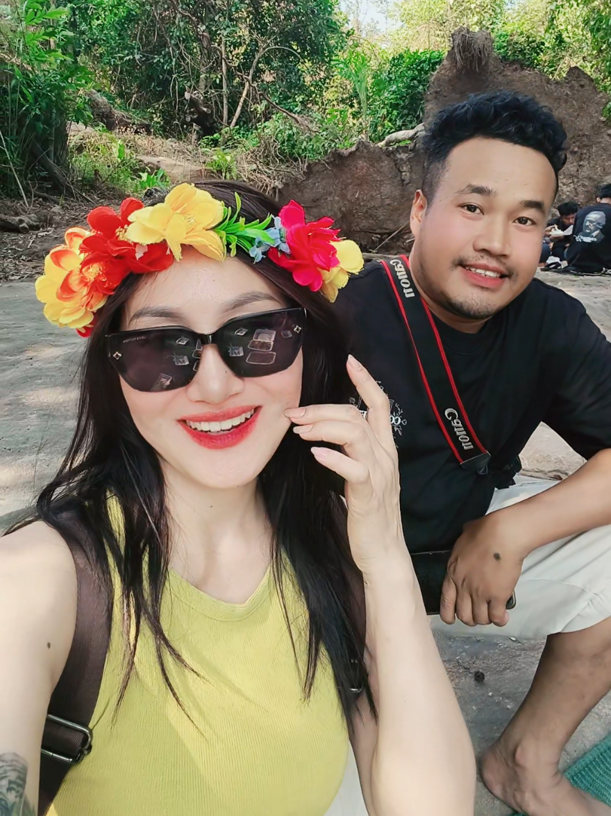 @HUNSARATH - ហ៊ុនសារ៉ាត់