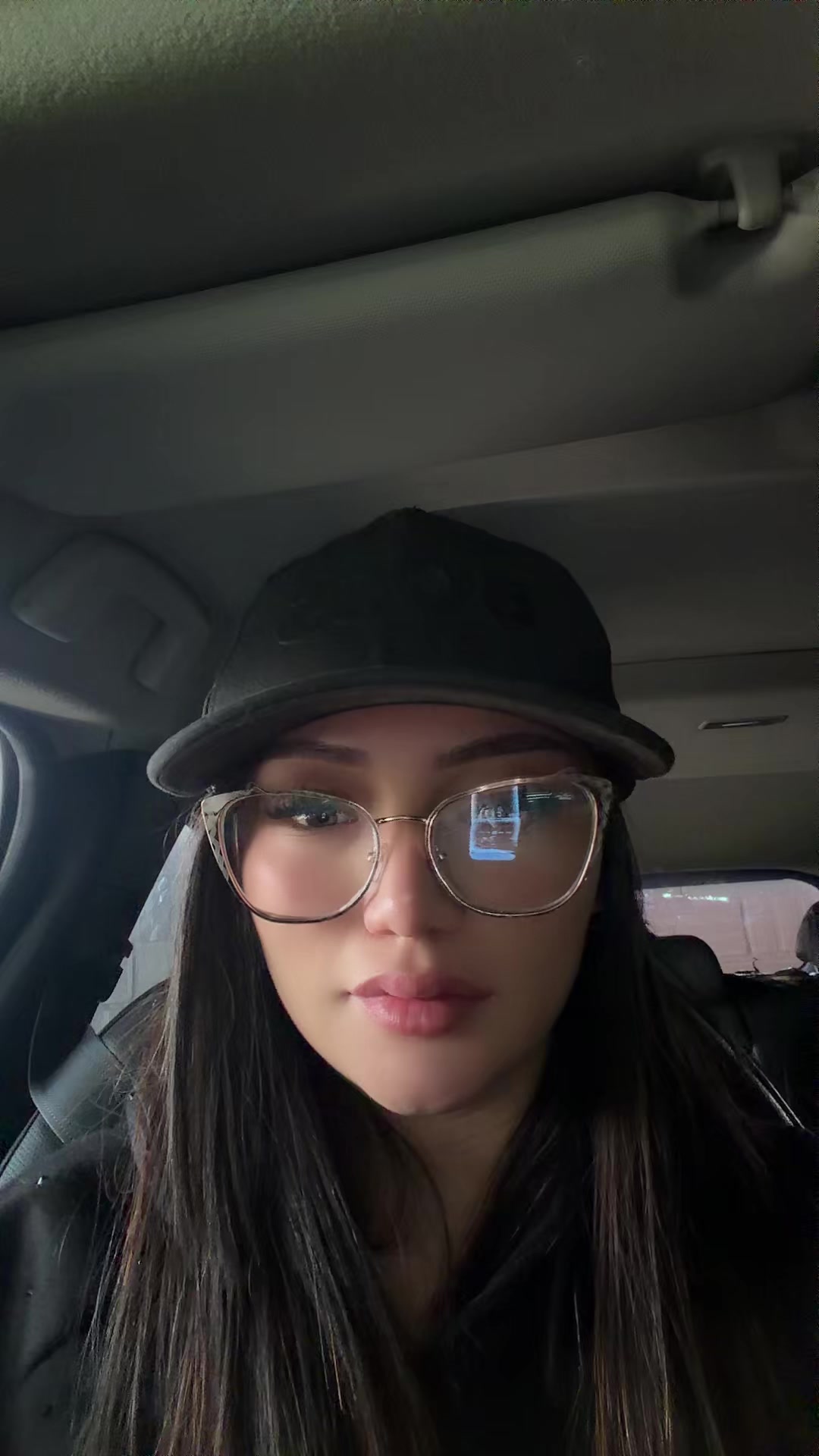 @woahmab