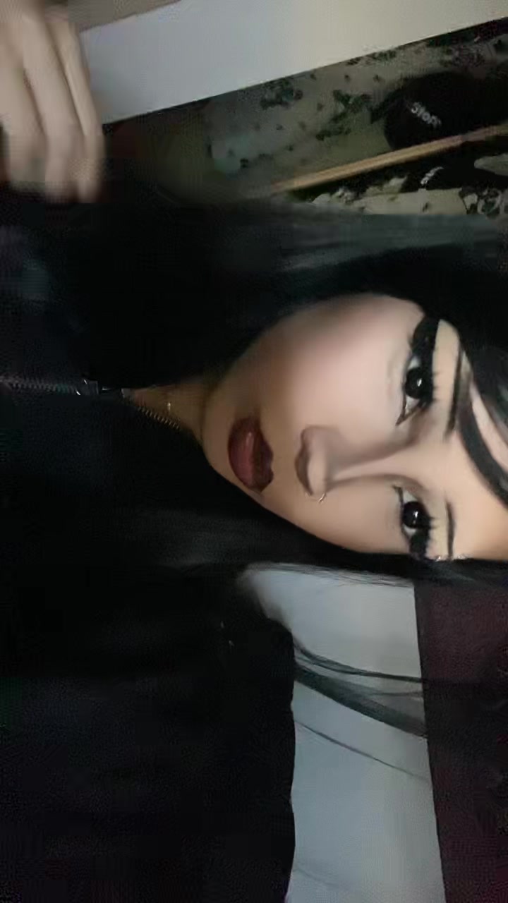 @🧟&zwj;♀️🪷