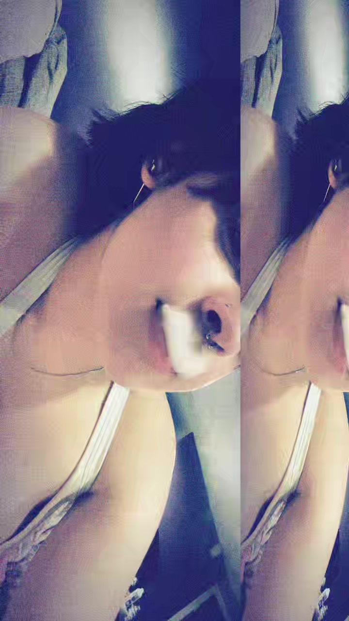 @🦶🏻
