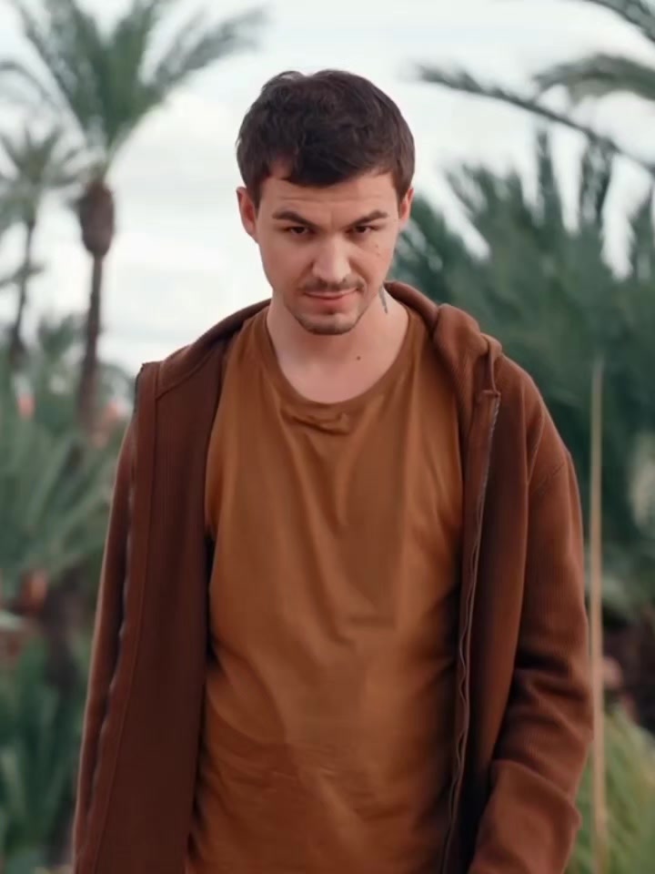 @дилаурентис