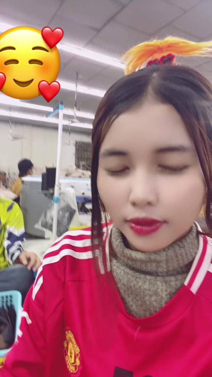 @ស្ដេចផុសប្រចាំស្រុកខ្មែរ😈
