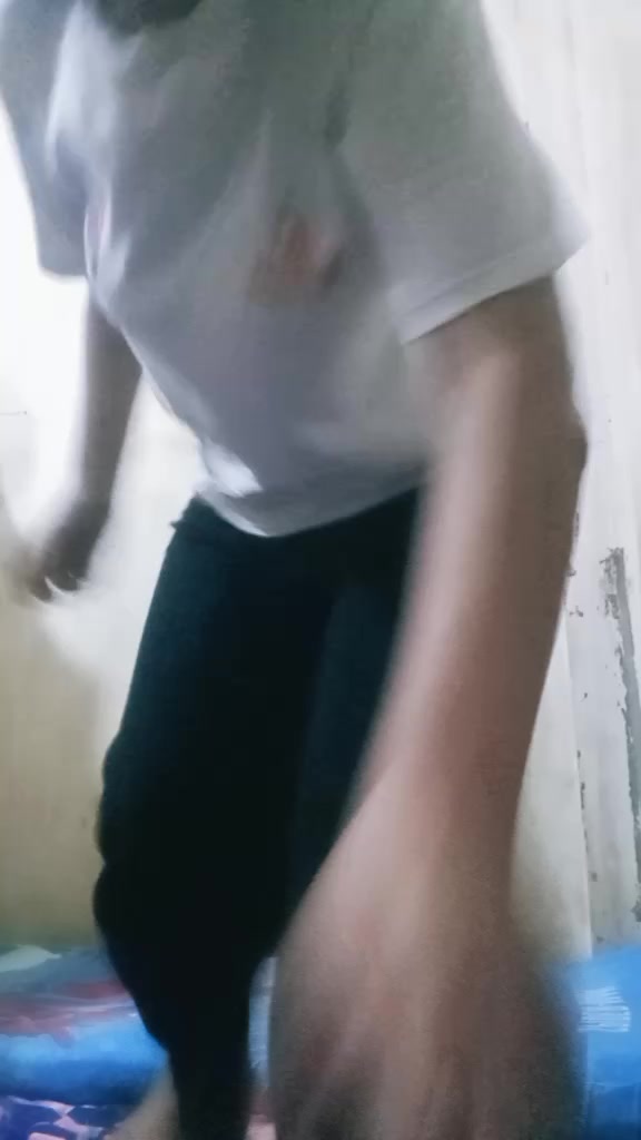 @Aniee