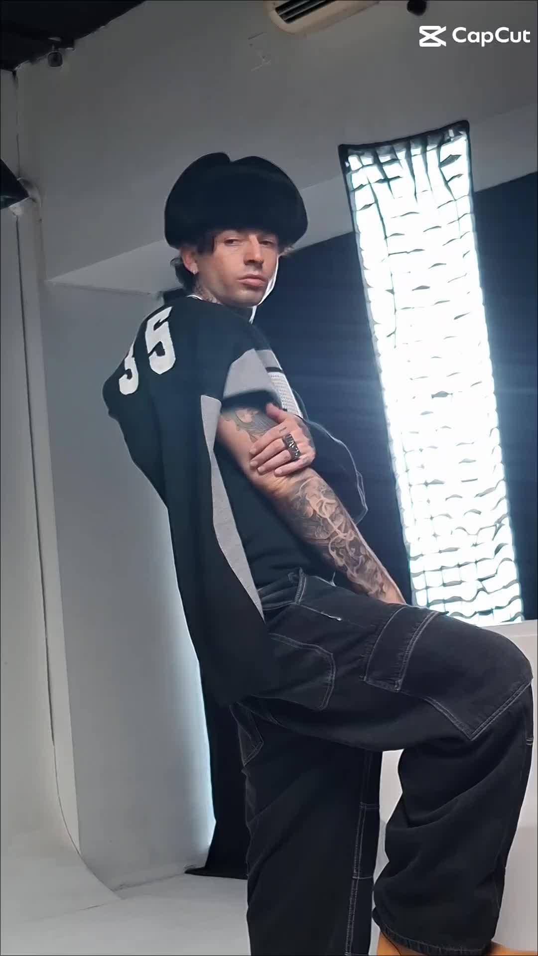 @Sam Nazar&aacute;