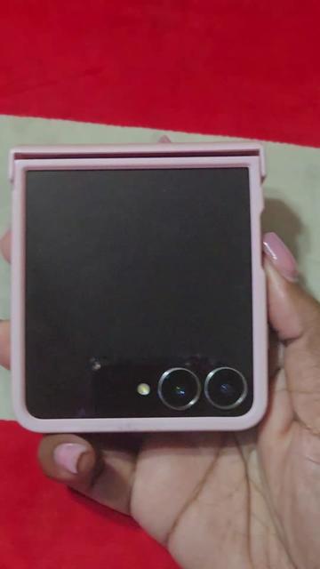 @Zuri๐๐น๐น