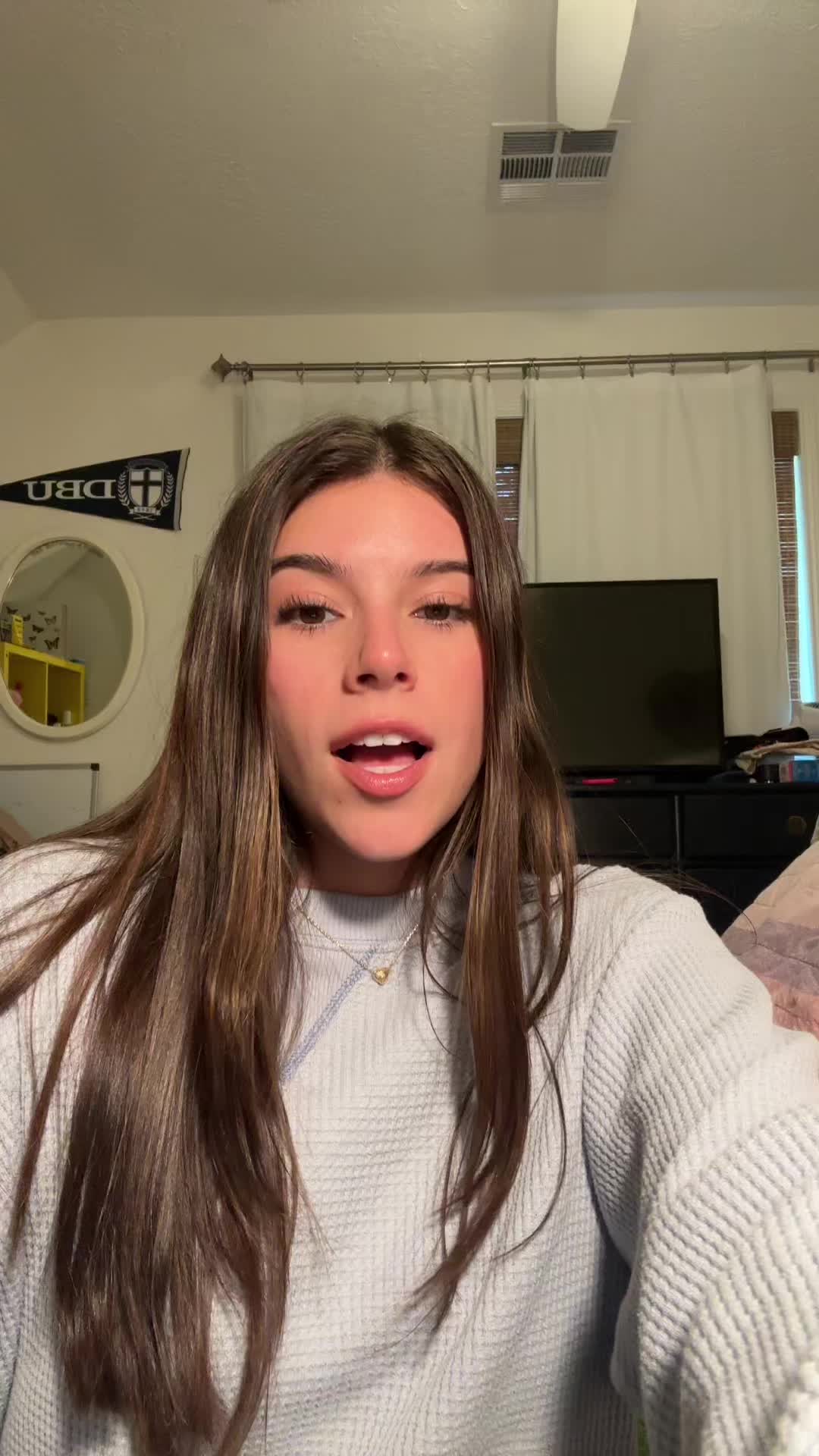 @Kyah Gonzalez 🕊️☎️✨🤍🍒