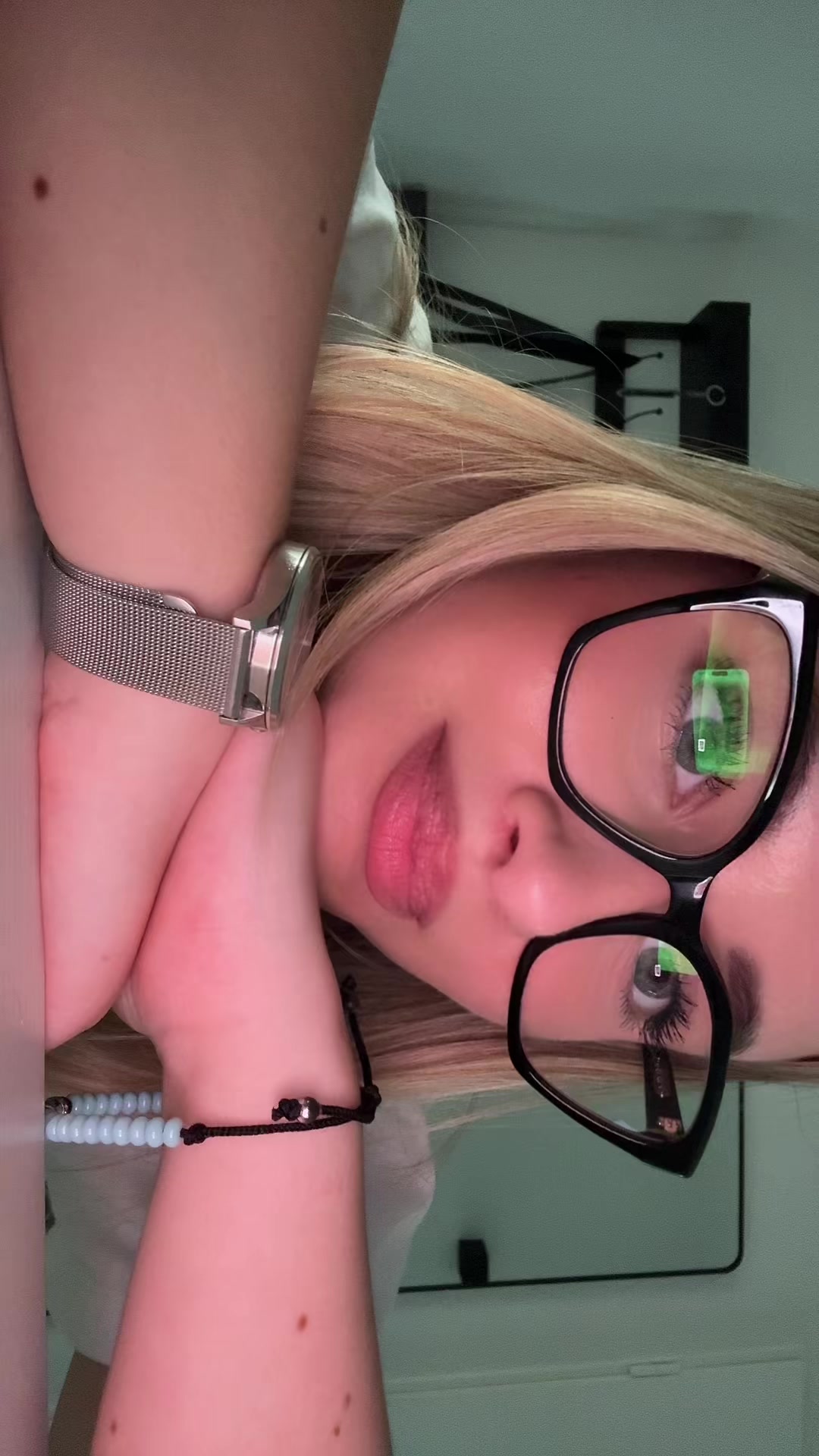 @𝑉𝑎𝑙𝑒𝑟𝑖𝑎 🐾