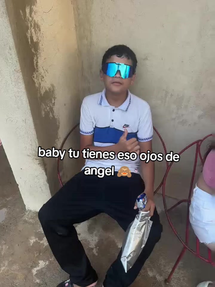 @⚡