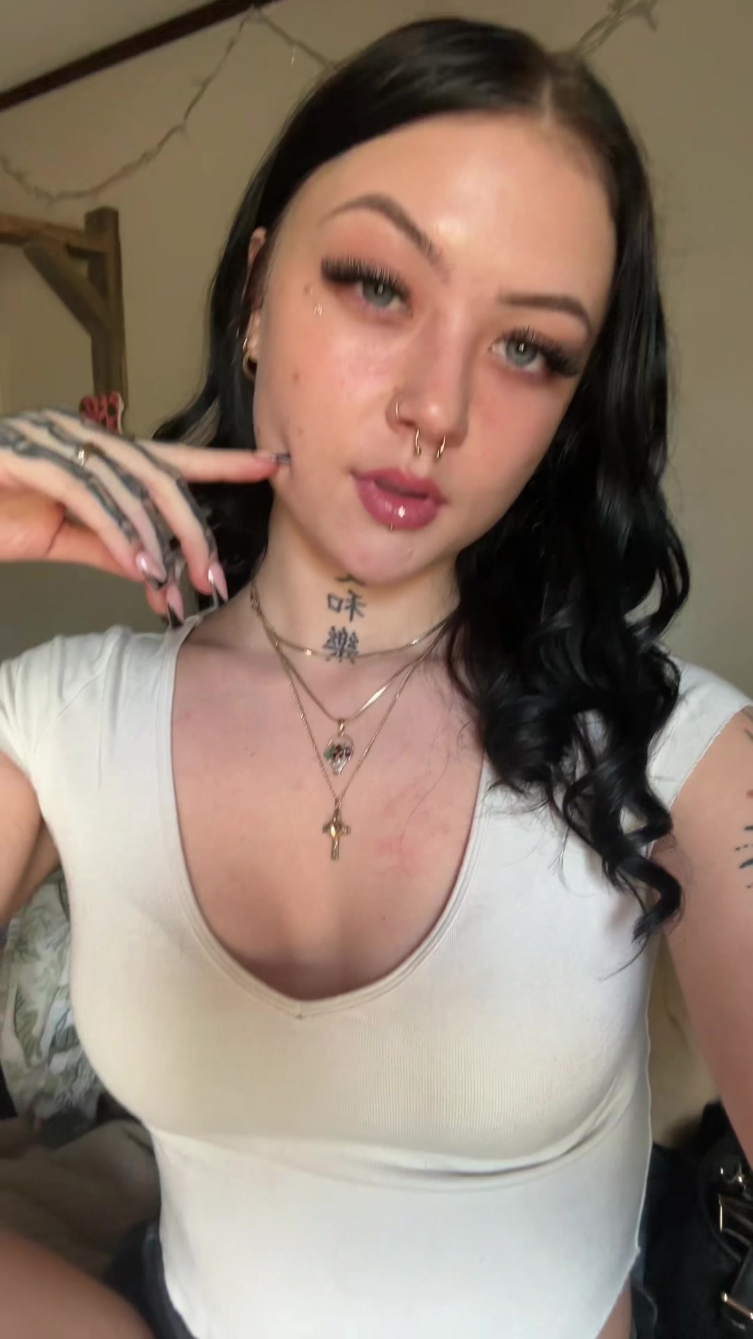 @lilyxrhyan
