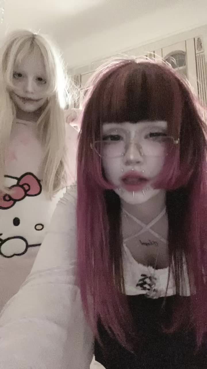@ananac_ ˶o̴̶̷᷄‸o̴̶̷̥᷅˶