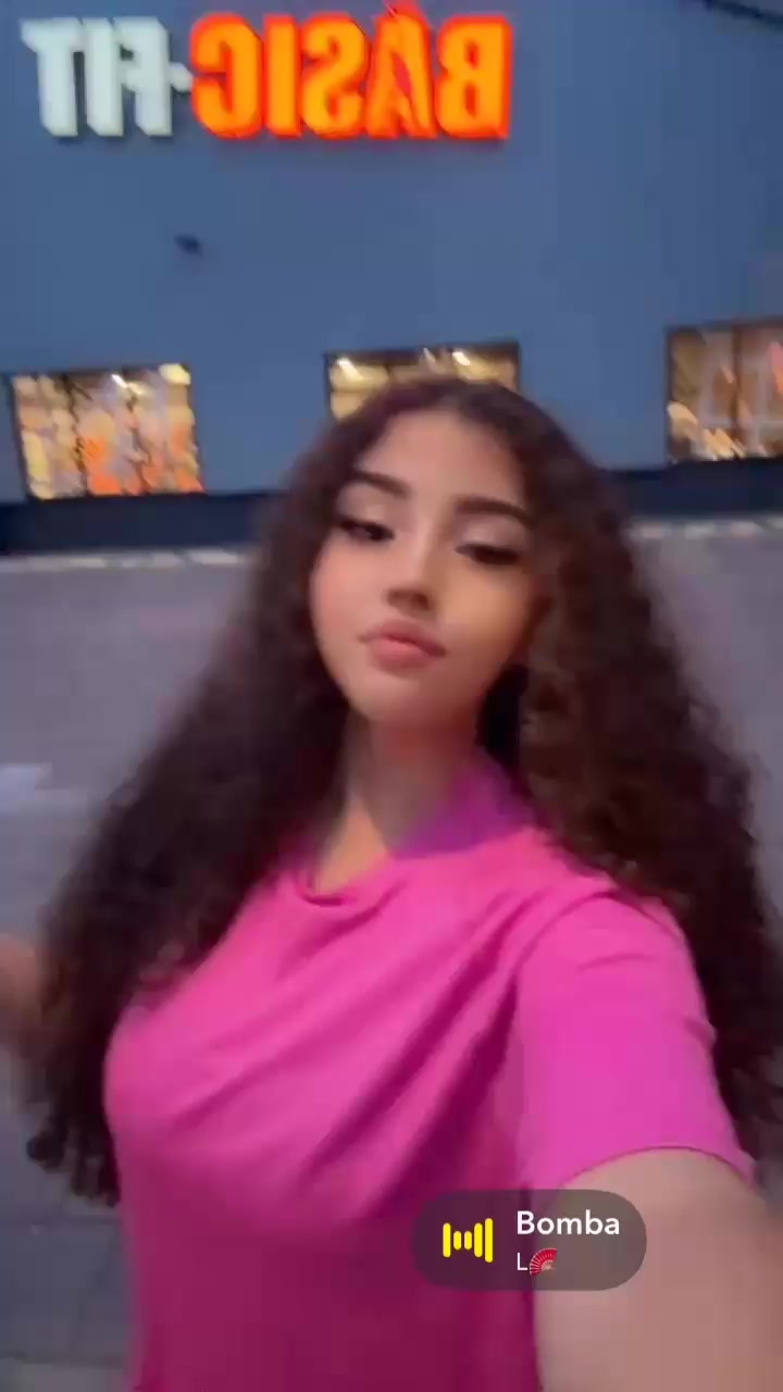 @لارا