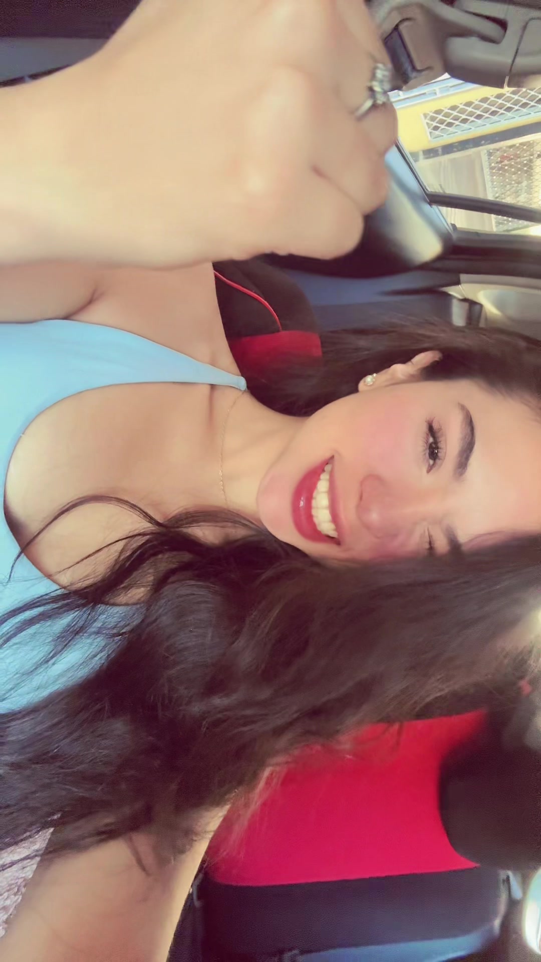 @Luc&iacute;a <3