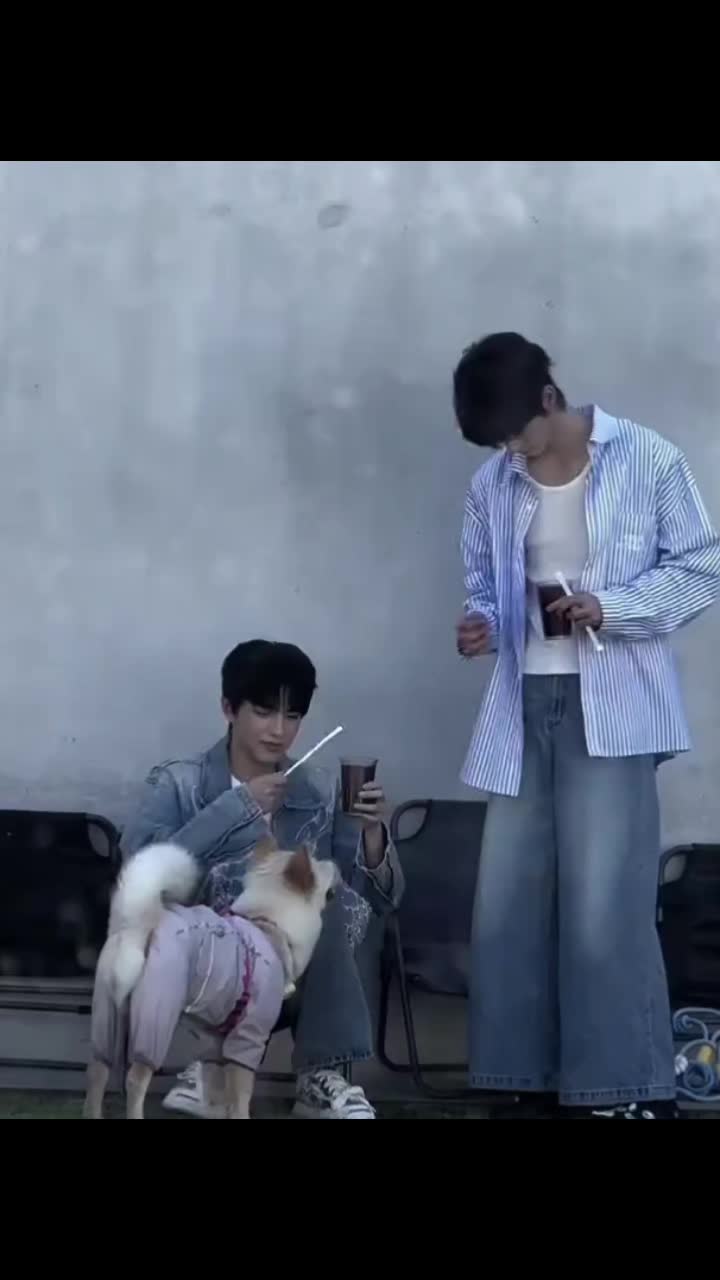 @♡ 𝐬𝐡𝐢𝐩𝐩𝐞𝐫𝐁𝐋𝐨𝐬𝐬 ♡