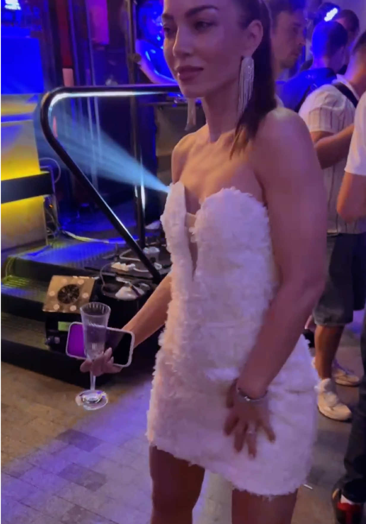 @Alena Savchenko