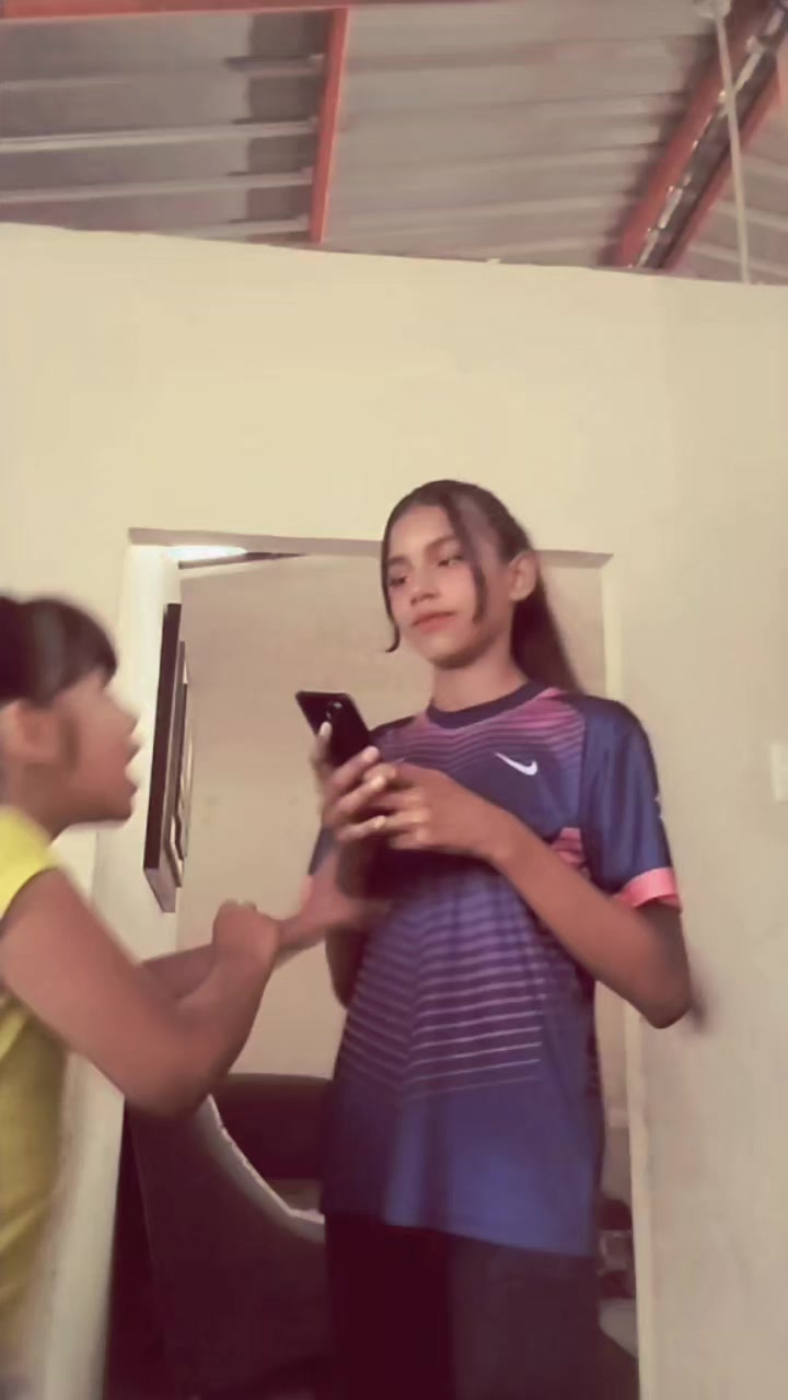 @Kamila Sofia Castillo