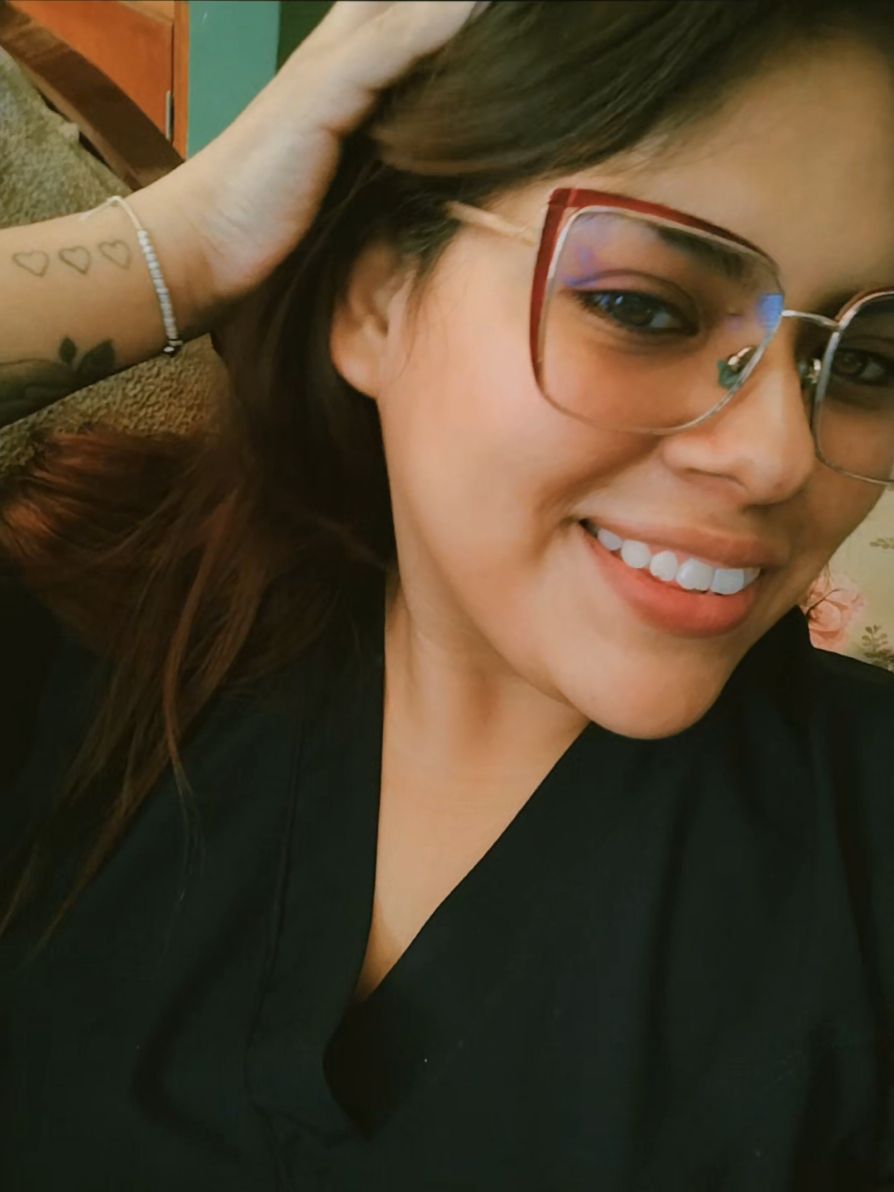 @✨🦋Yesi Salinas🦋✨