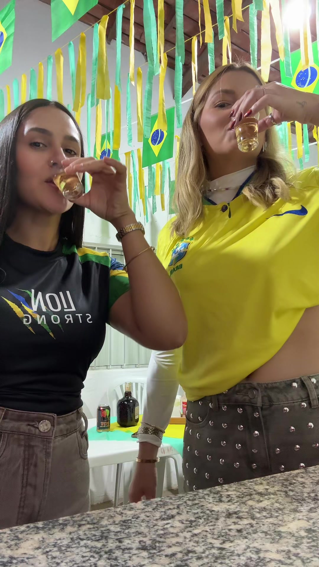 @Fran&ensp;Melo
