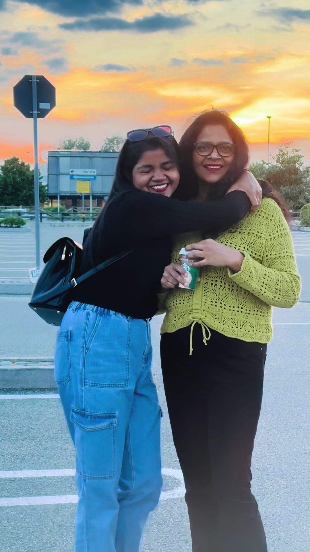 @CHARU 🇱🇰🇮🇹