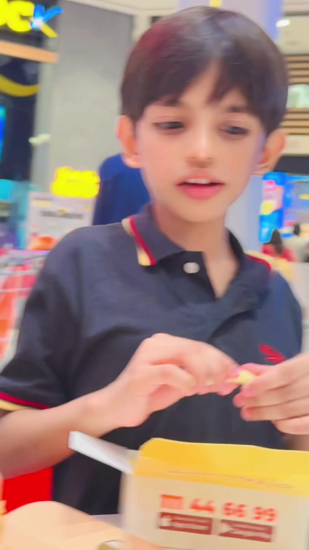 @➳ᴹᴿ᭄𝑺𝒉𝒂𝒏 𝑽𝒍𝒐𝒈𝒈𝒆𝒓🔝