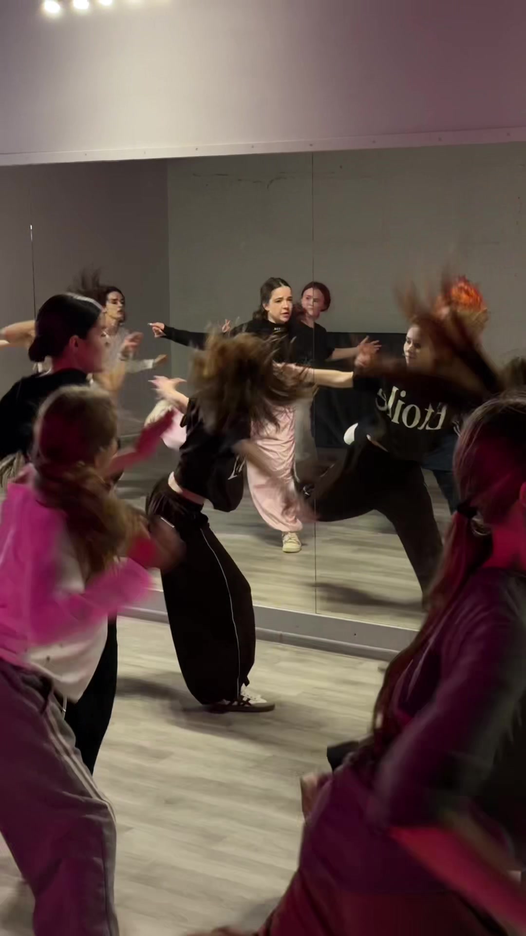 @di | dance | kms | girlyhiphop