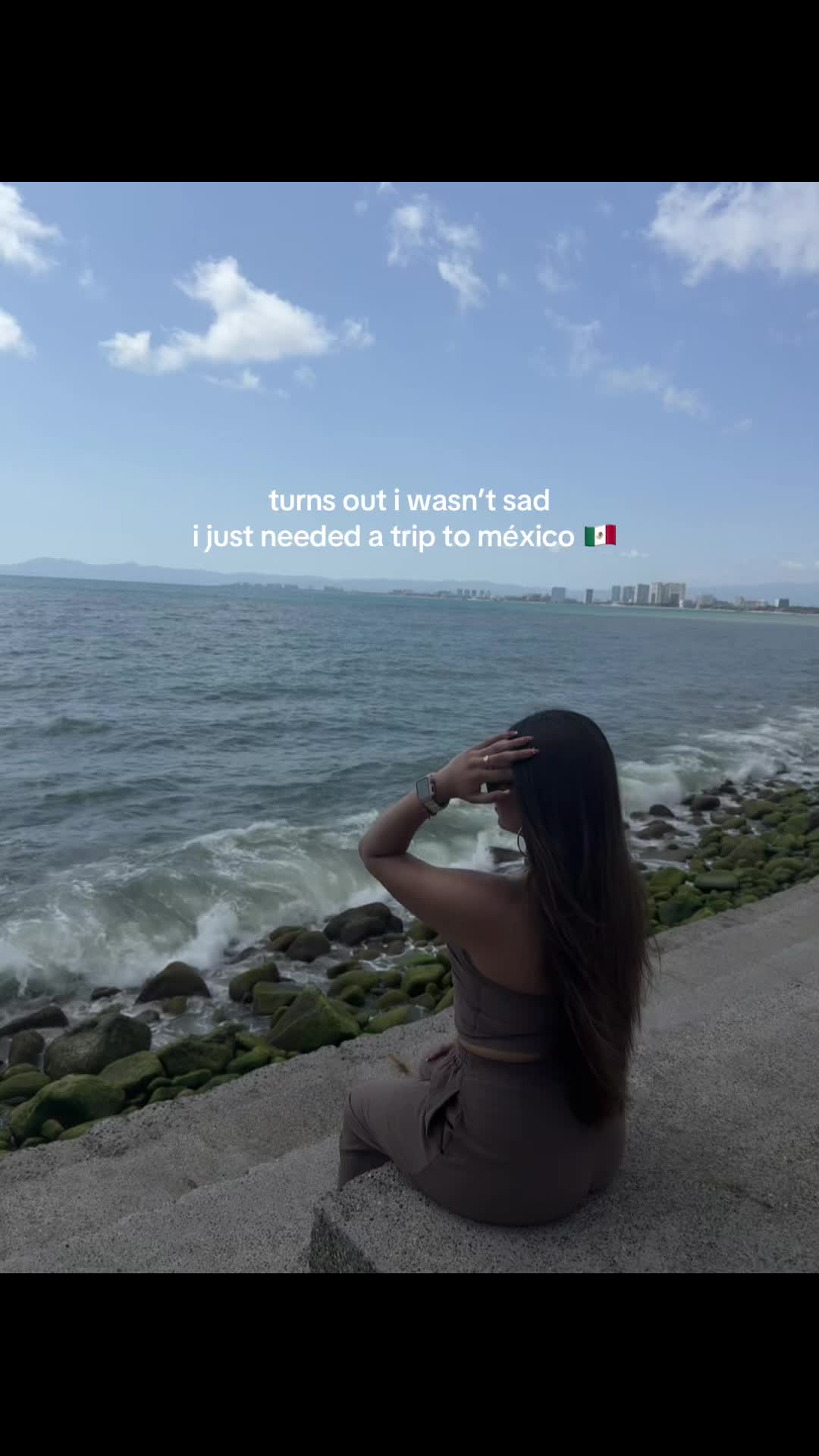 @hennybearr