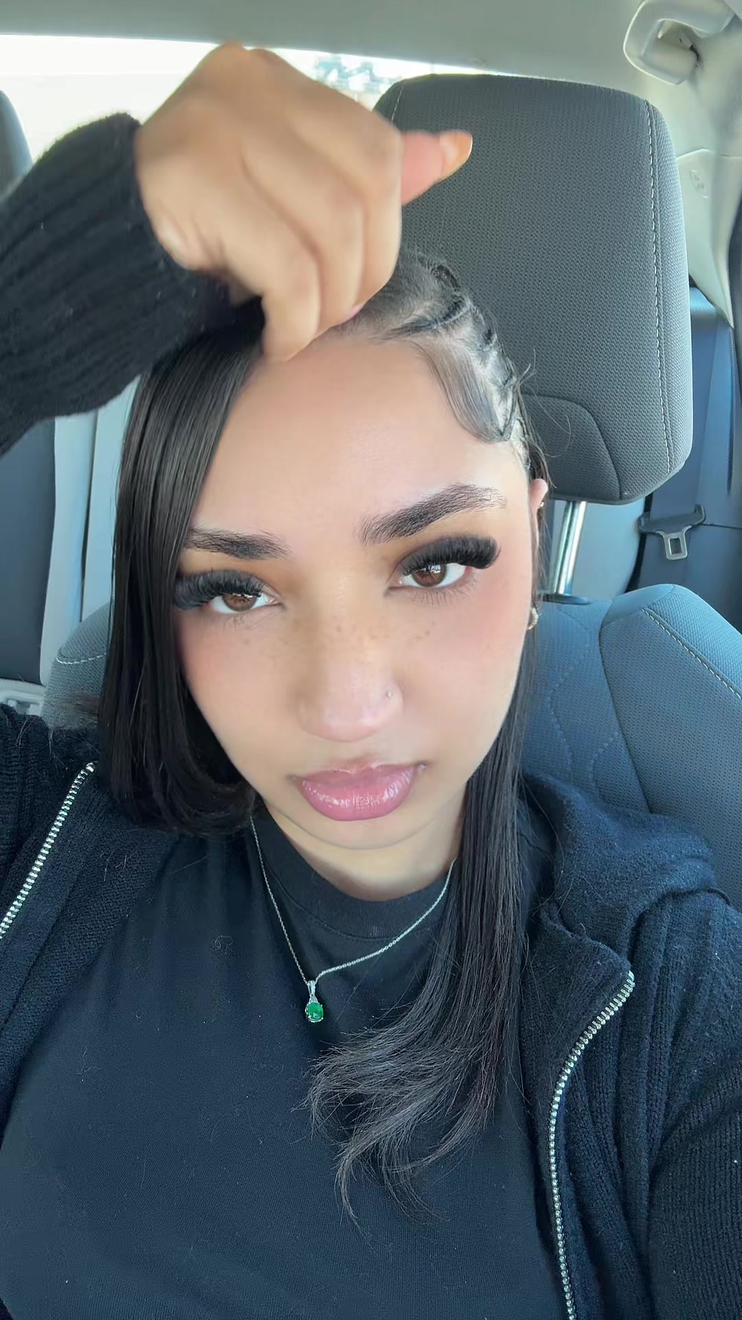 @DominiBrat