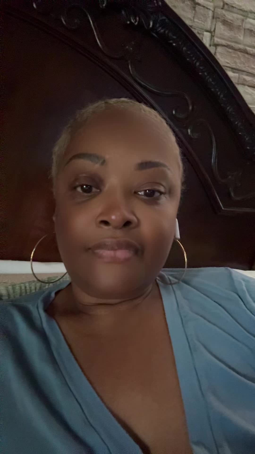 @Nikki74