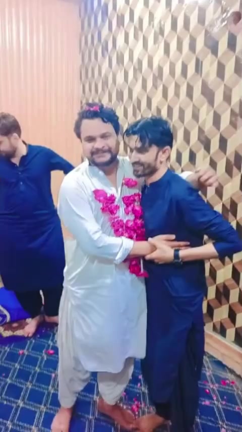 @Zawar Fayaz Hussain