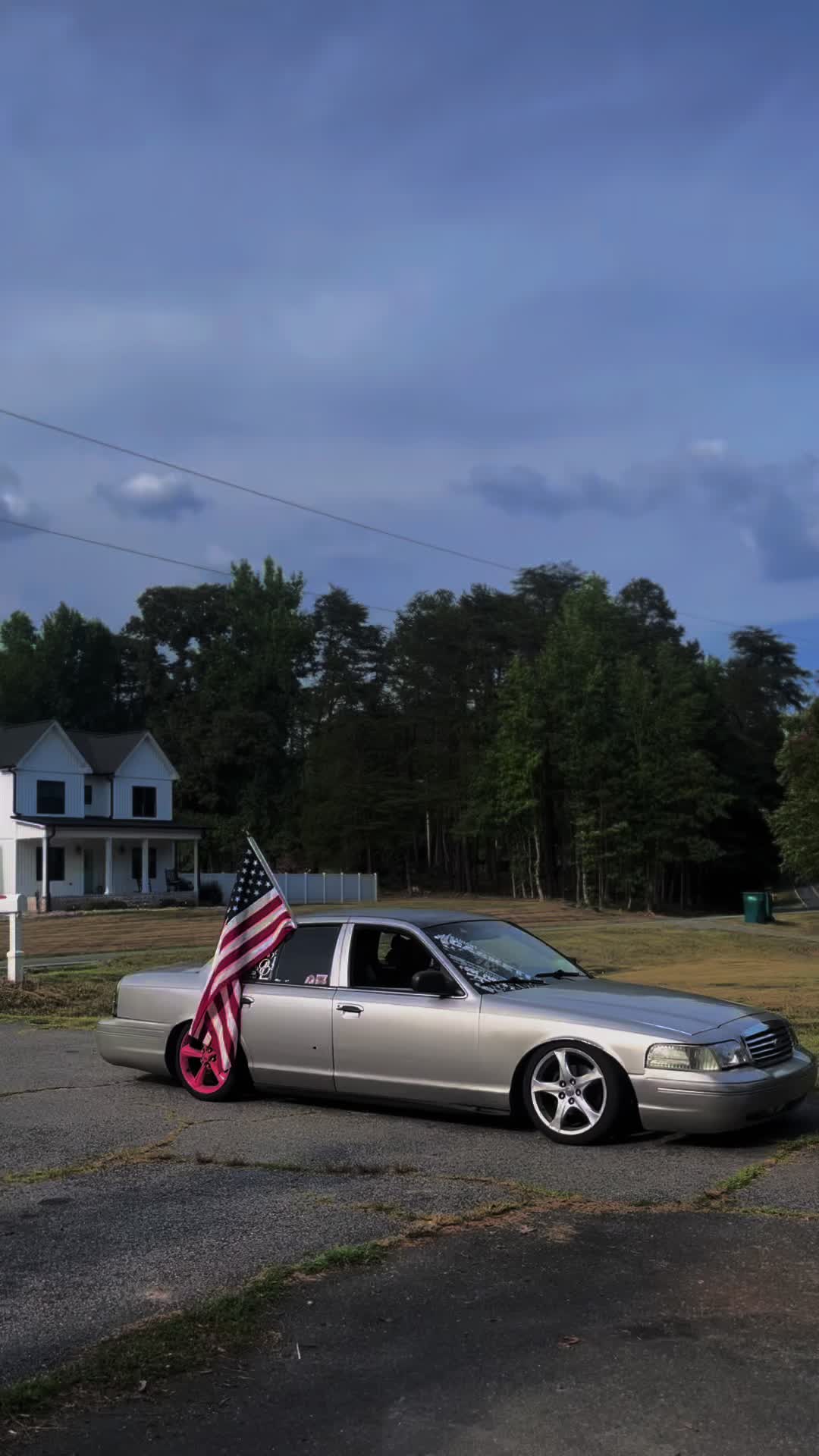 @One S(LOW) Vic