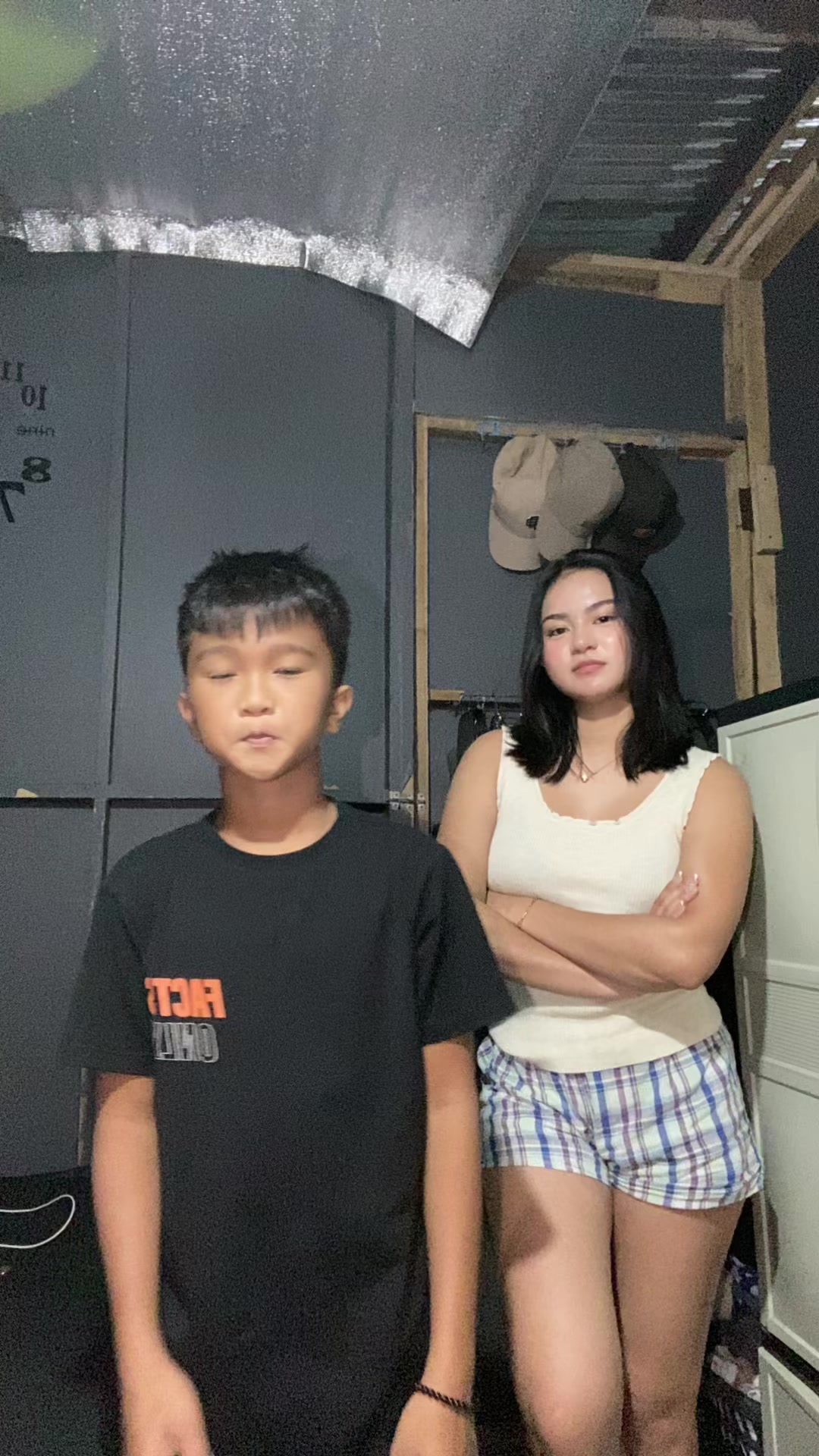 @Ara