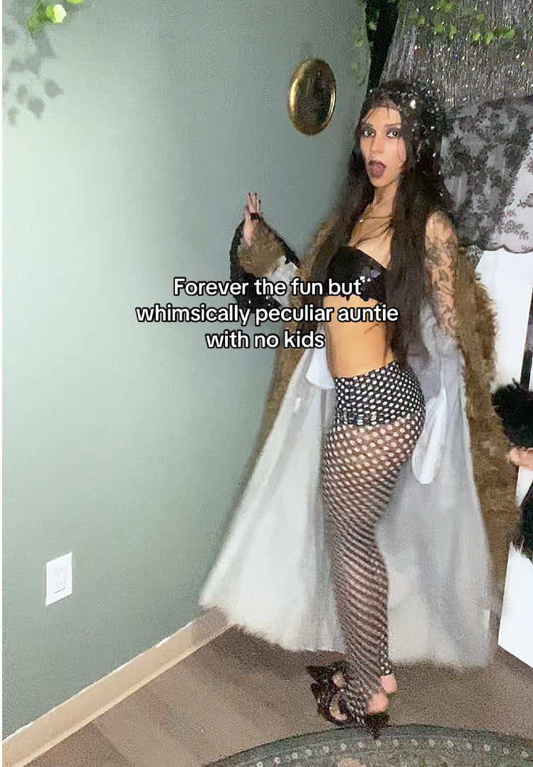 @Luna Moon๐