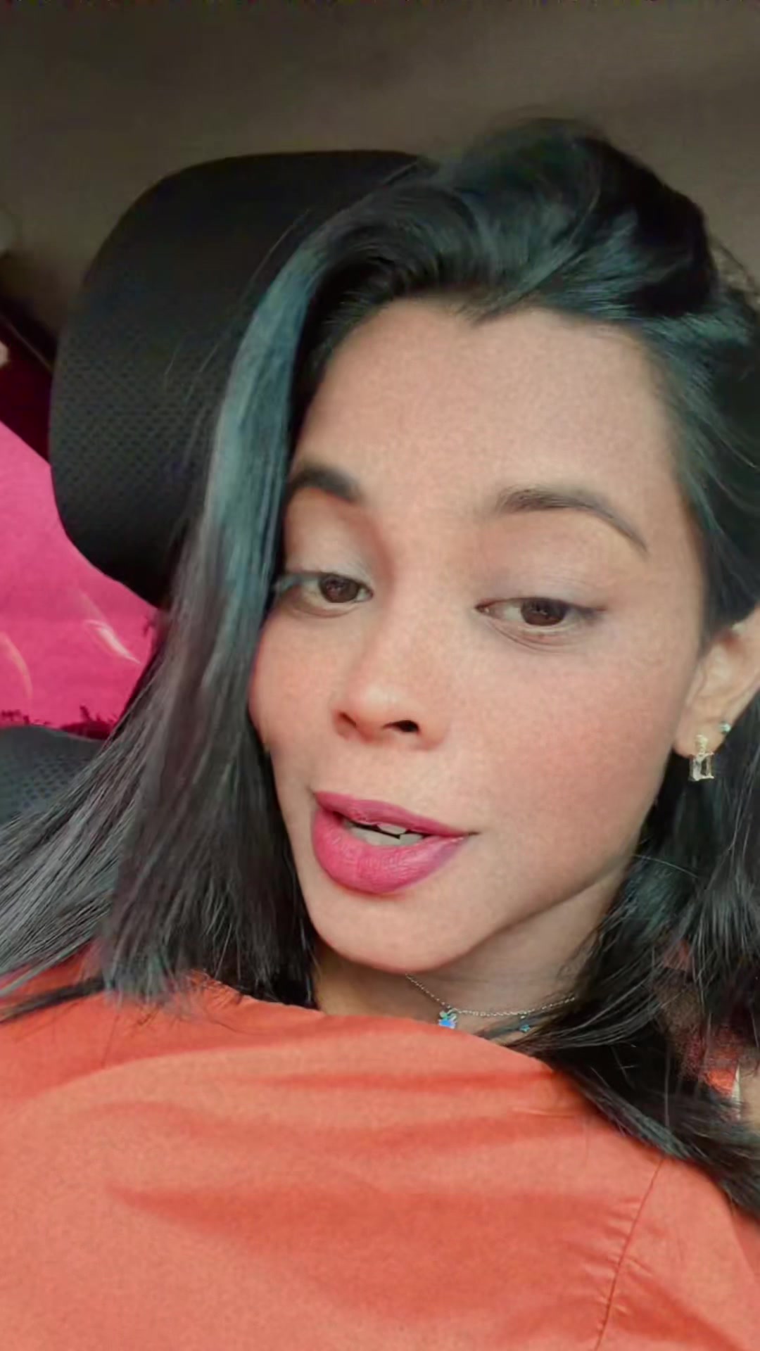 @Neha_.