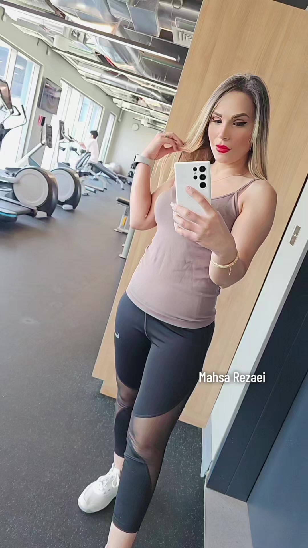@Mahsa_Rezaei