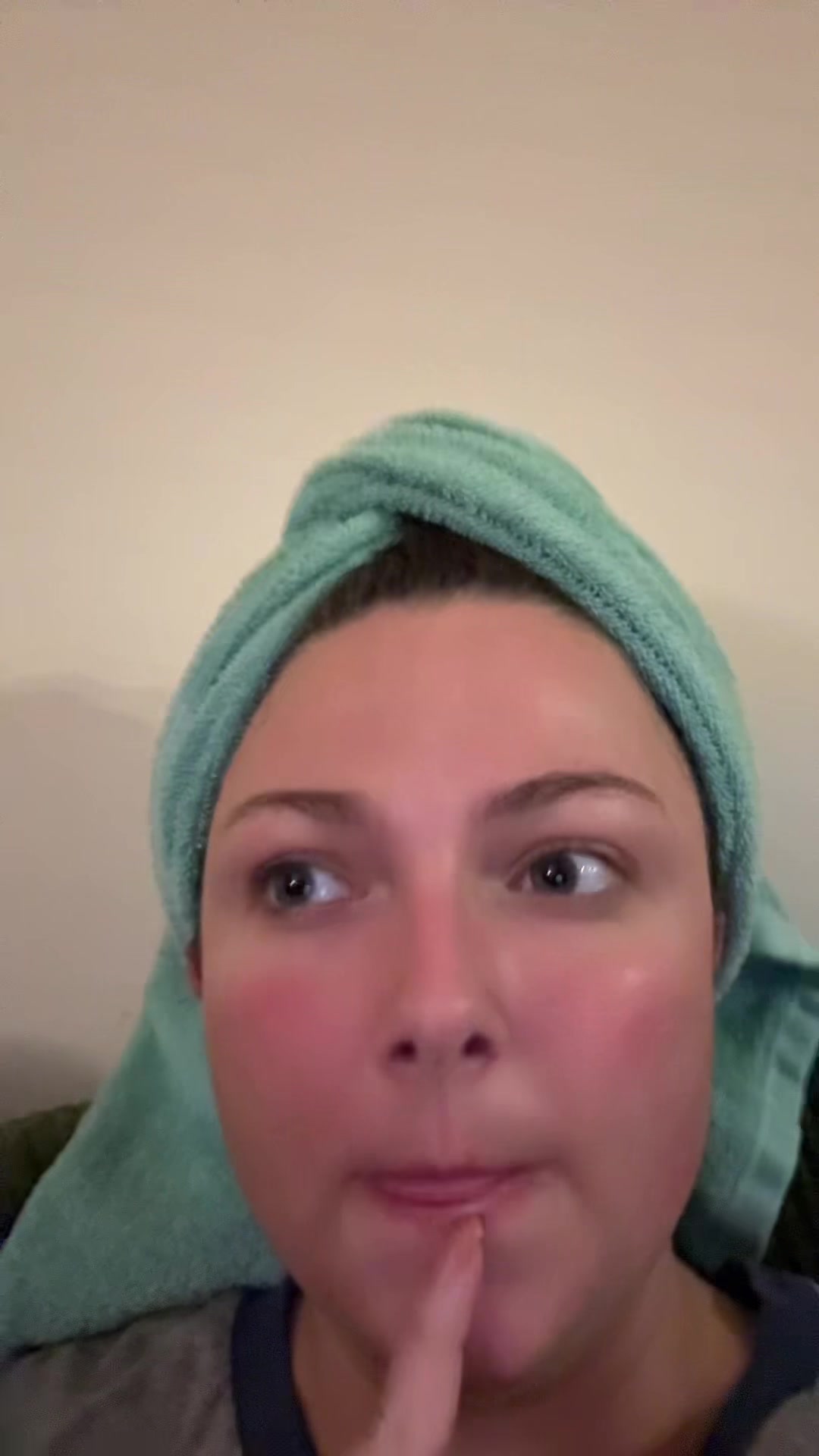 @annabogart