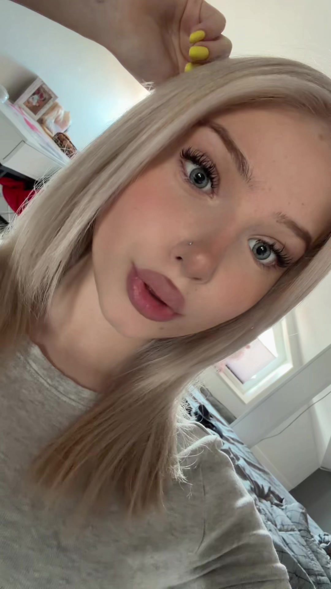 @анисья