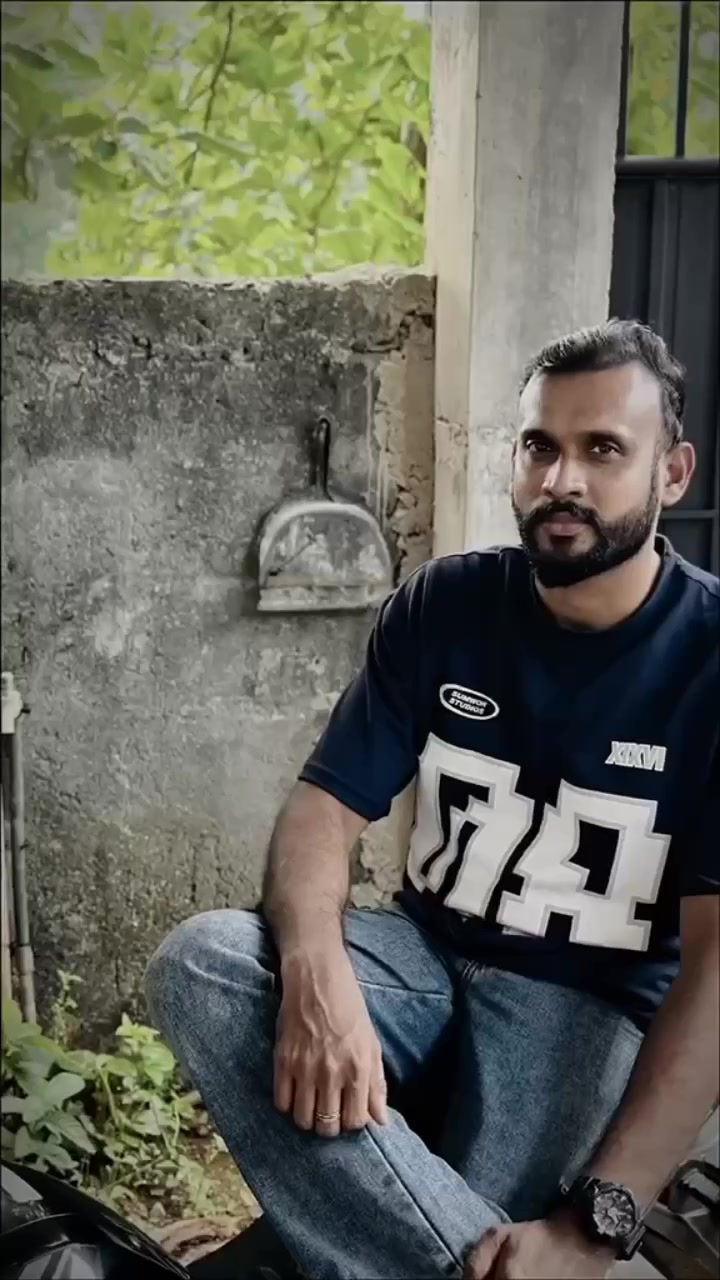 @Itz ME NAFEEZ 🇱🇰