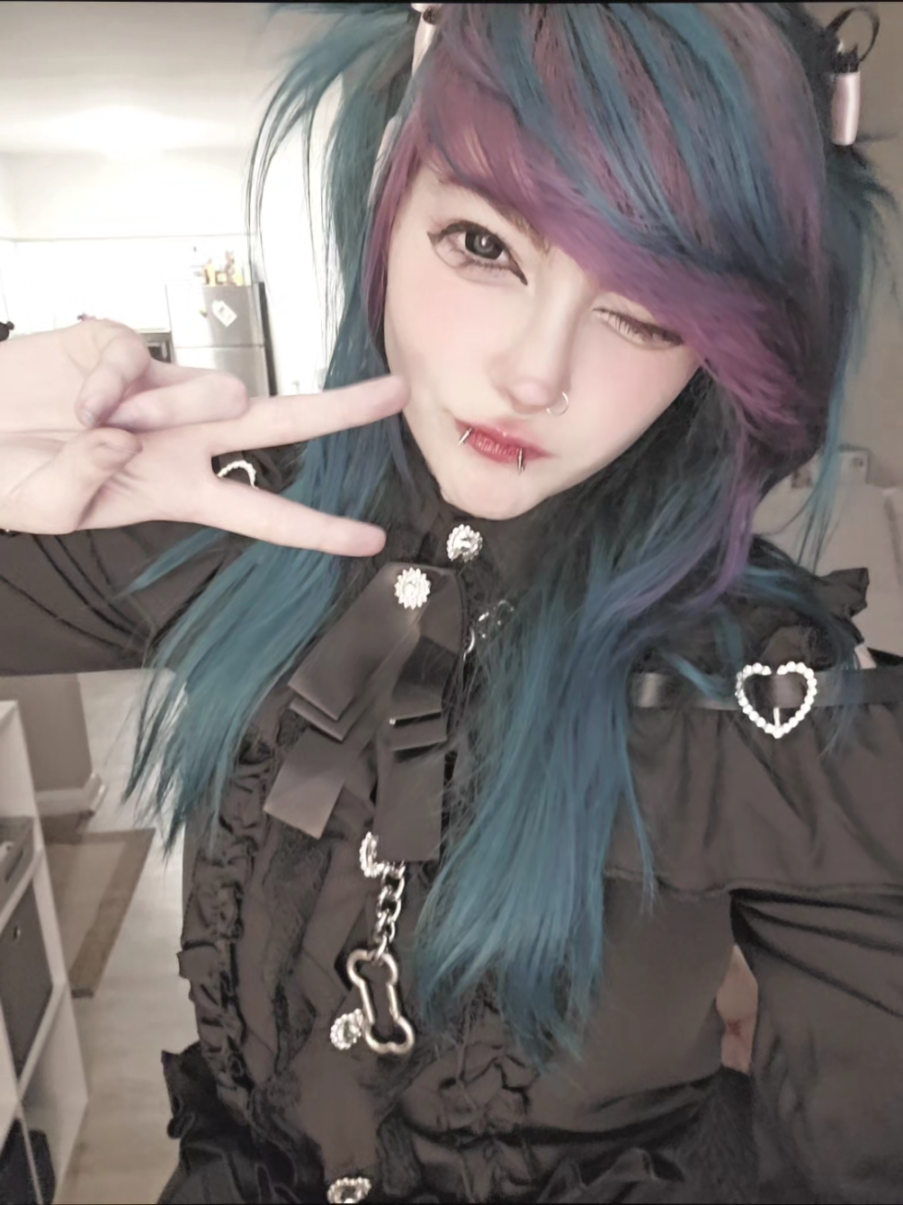 @☆-Twisty-☆ ( &acute;-&omega;･)︻┻┳══━一