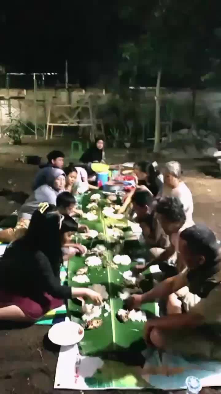 @Hello