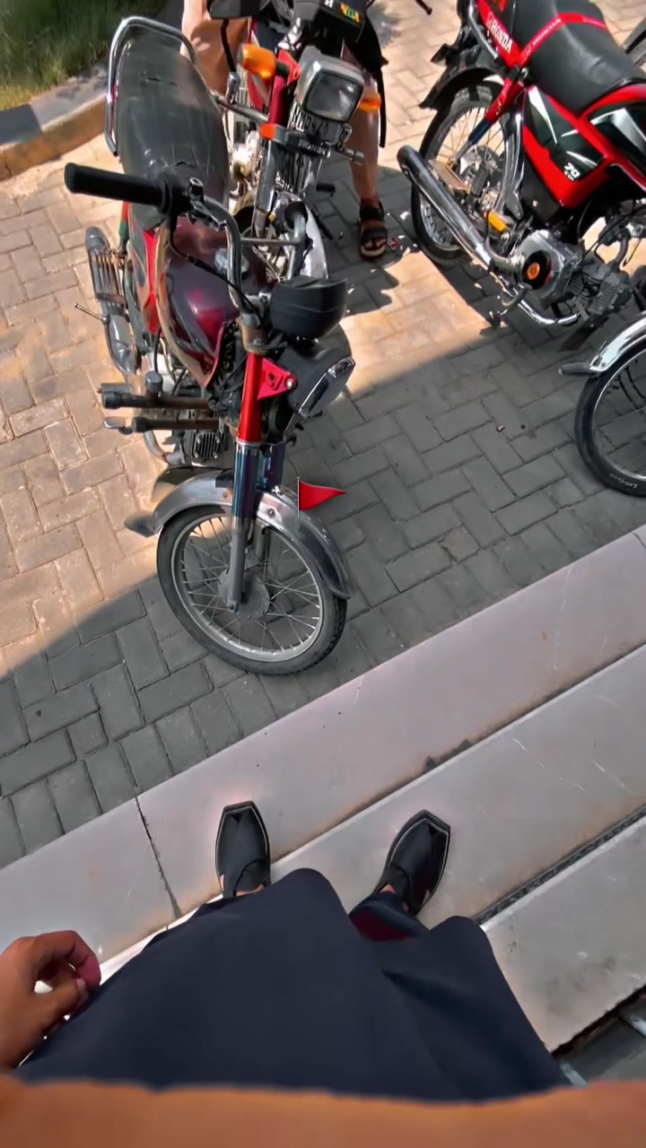 @ʟɪꜰᴇ_ᴏꜰ_ꜱʜᴀᴍɪɪ🥂🚩