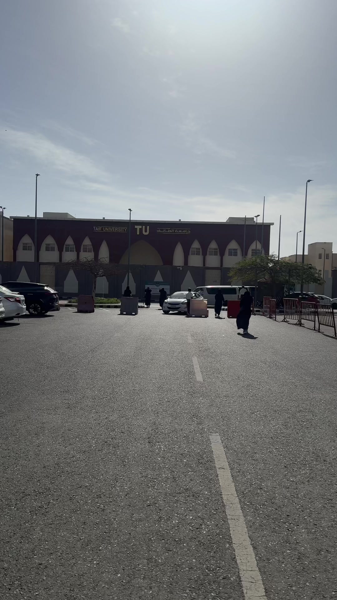 @أمواج المطيري 💙.