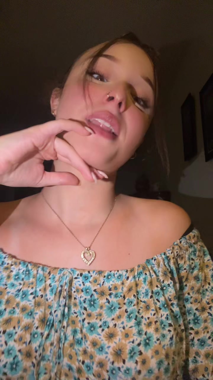 @👸🏼