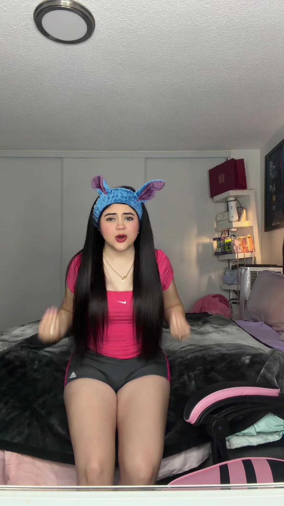 @🧢La Niña de las gorras♥️🐬