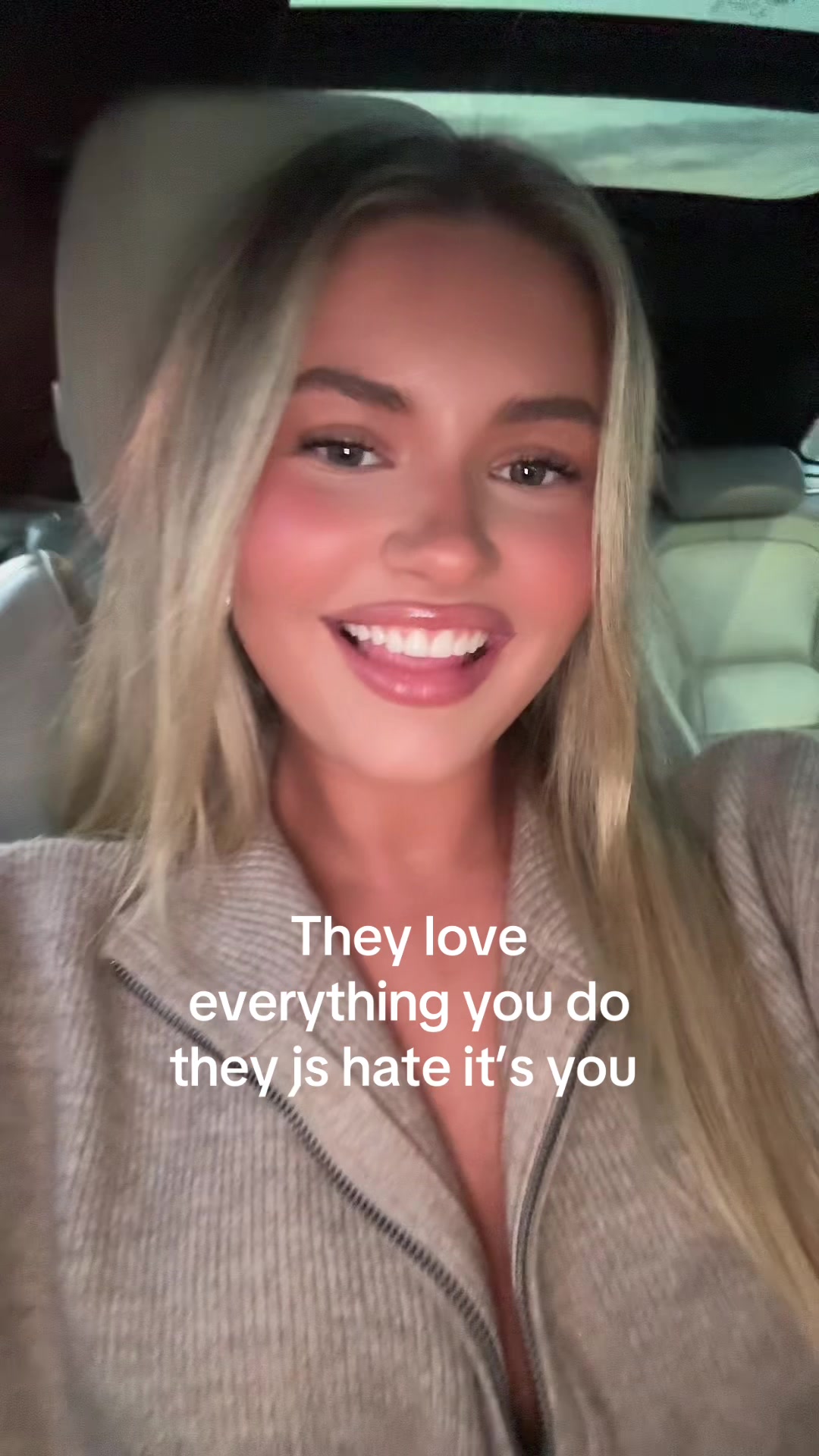 @stevieholland