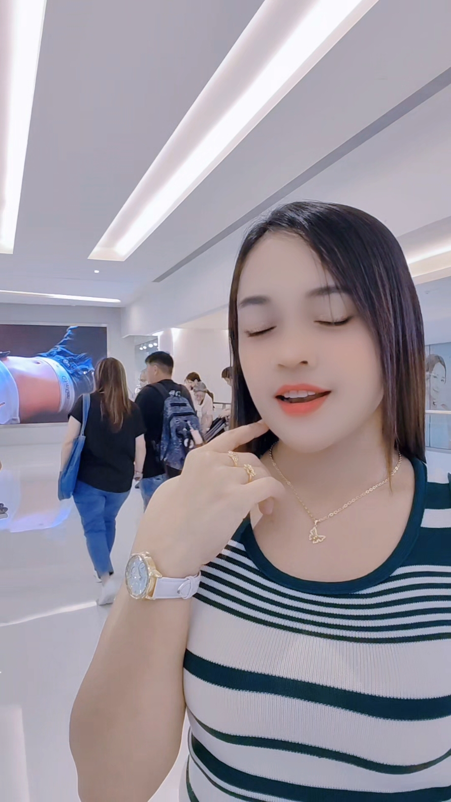 @NyimasWangi🇭🇰🇰🇷