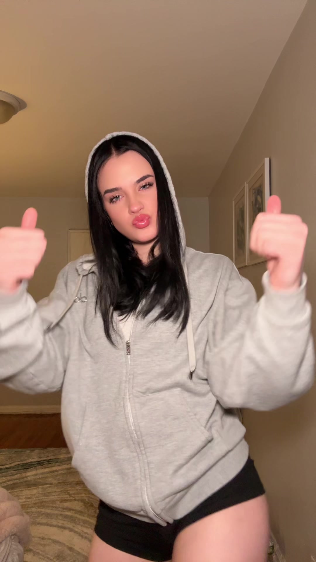 @Lali