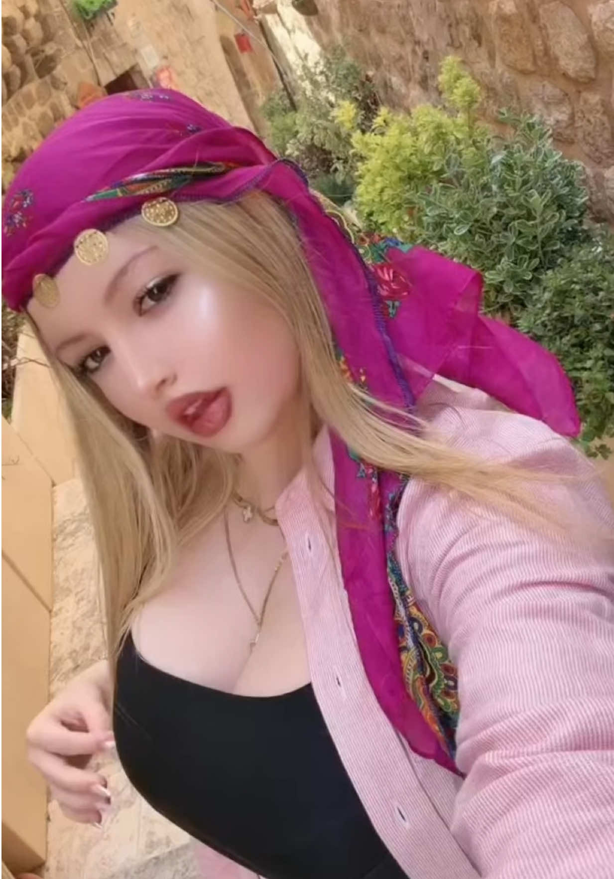 @👸🏼