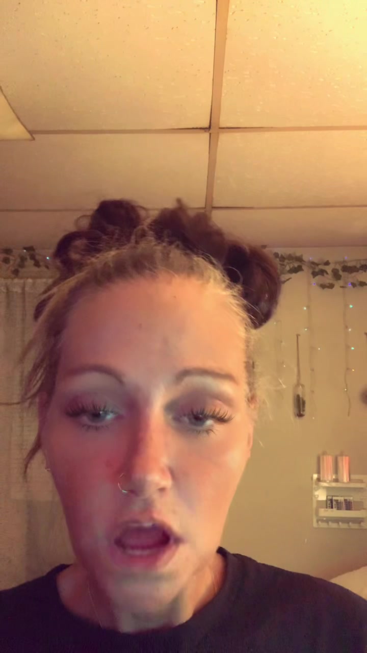 @Clickclackchiclets