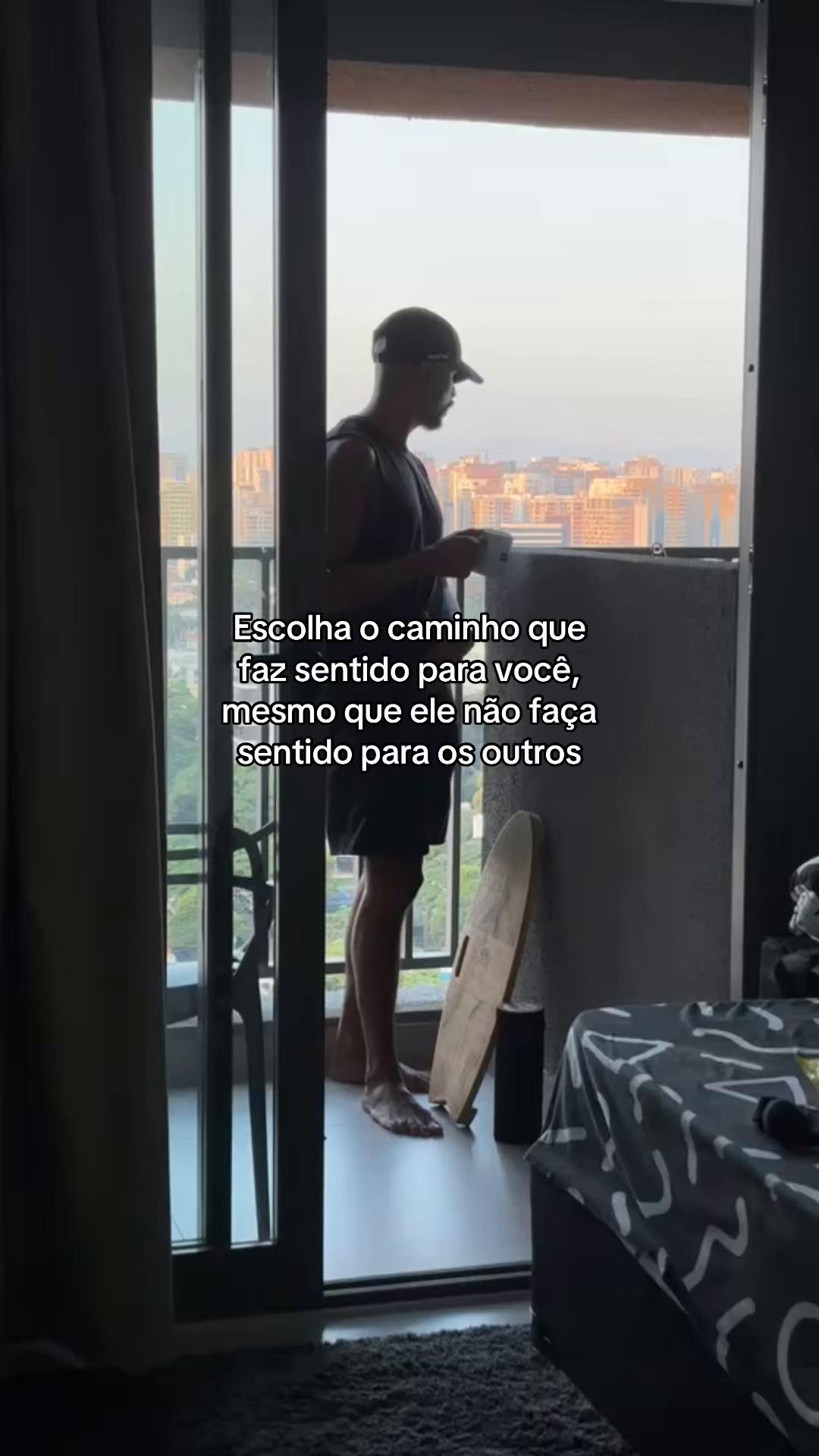 @lucianoleao