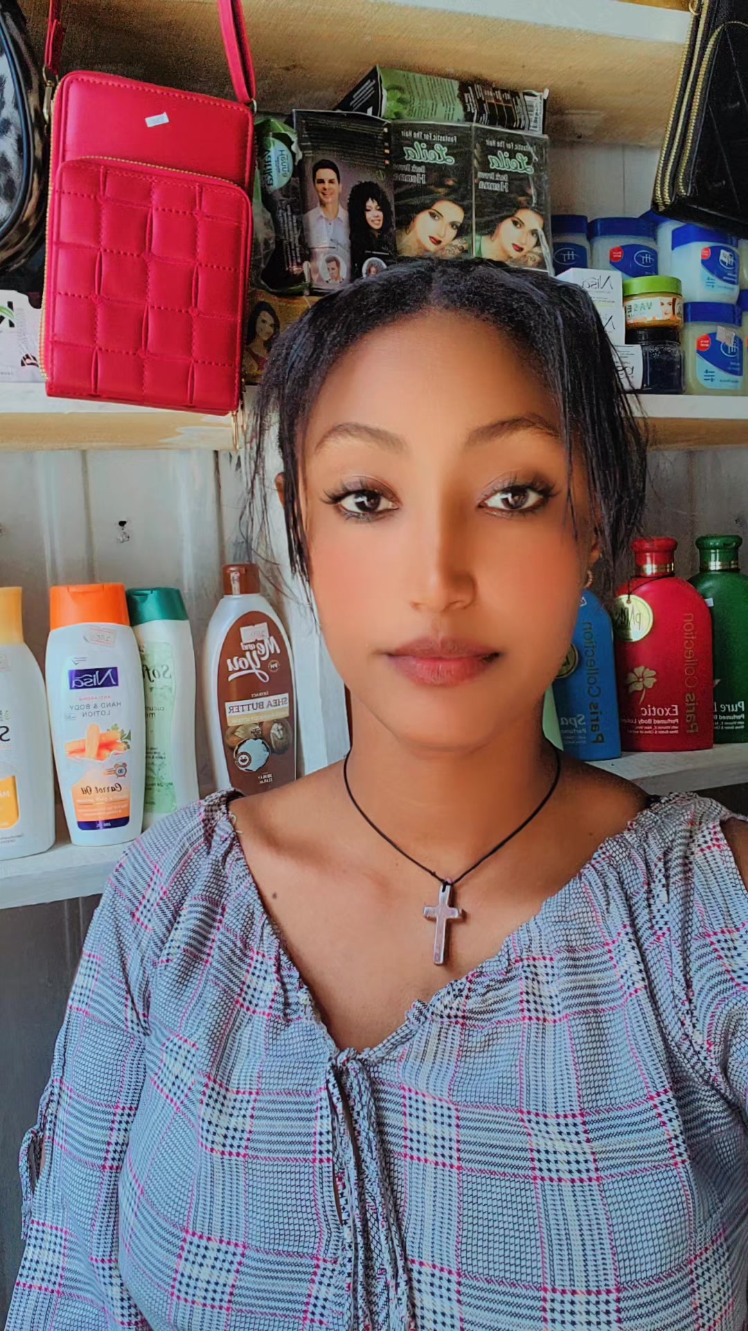 @hilustore1